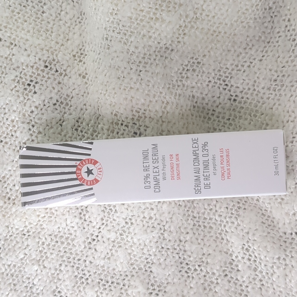 First Aid Beauty 0.3% Retinol Complex Serum with Peptides, 30ml/1.0fl oz - Picture 6 of 10